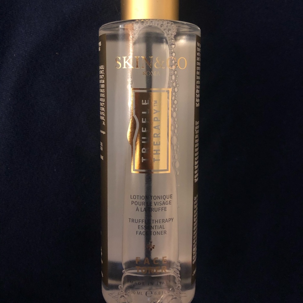 Truffle therapy essential face toner